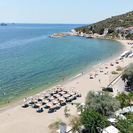 Blue View アパート